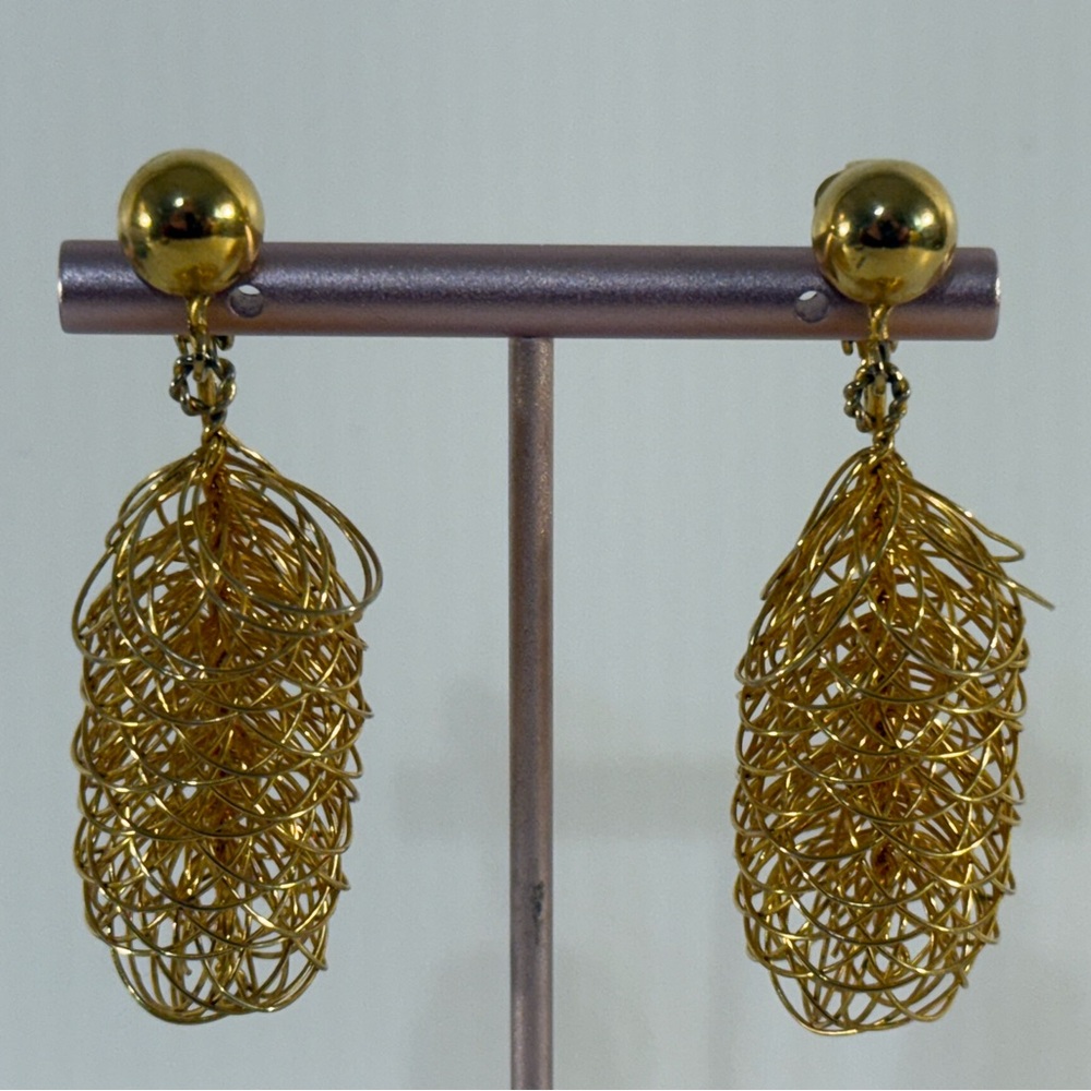 Vintage Gold Wire Mesh Cage Dangle Earrings Clip On Statement Sculptural Fashion
